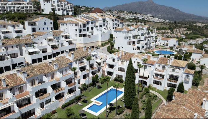 Image No.3-4 Bed Townhouse for sale