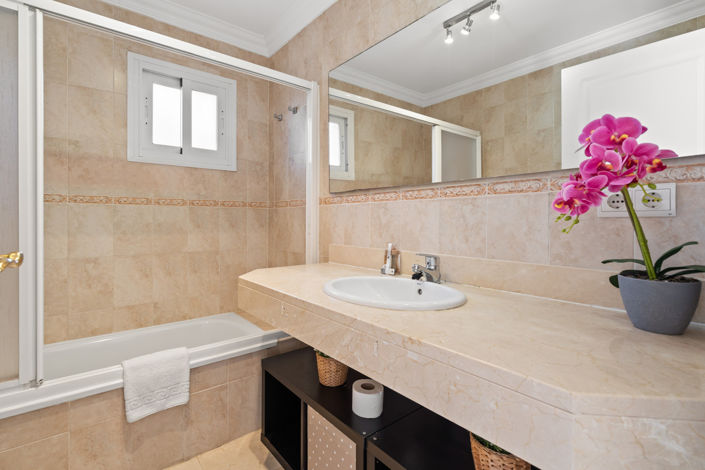 Image No.19-3 Bed Penthouse for sale