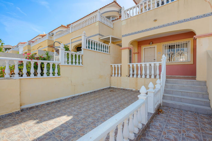Image No.3-Villa de 3 chambres à vendre à Orihuela Costa