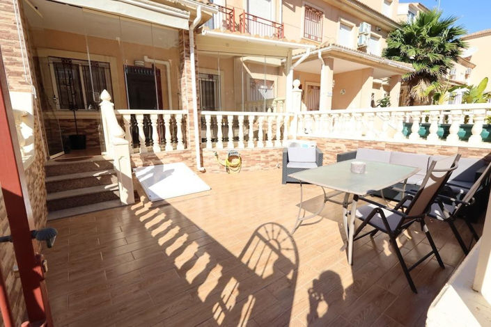 Image No.2-Propriété de 3 chambres à vendre à Orihuela Costa