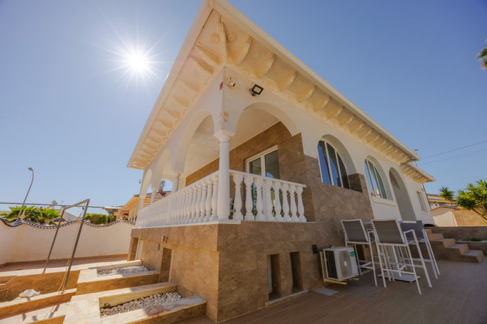 Image No.21-5 Bed Villa for sale