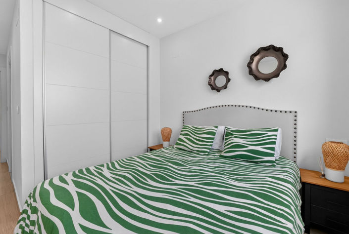 Image No.18-2 Bed Apartment for sale