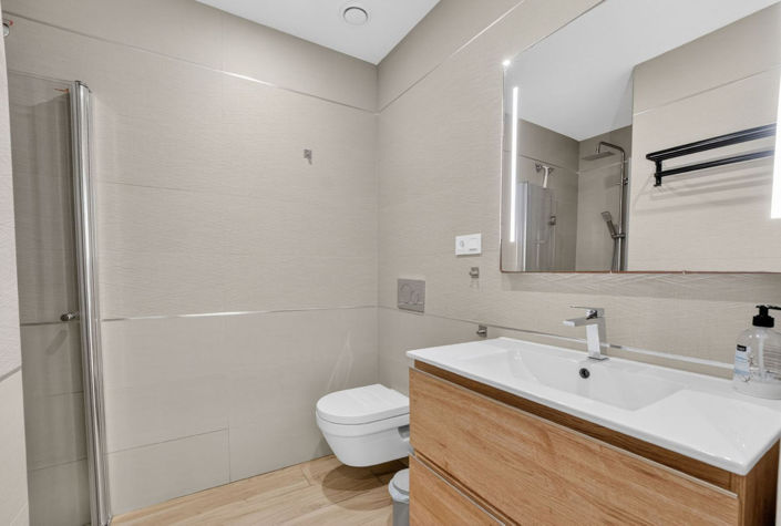 Image No.19-2 Bed Apartment for sale