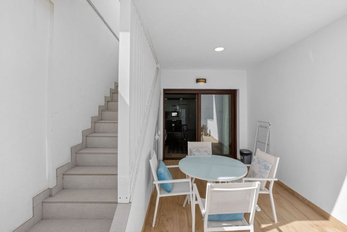 Image No.25-2 Bed Apartment for sale
