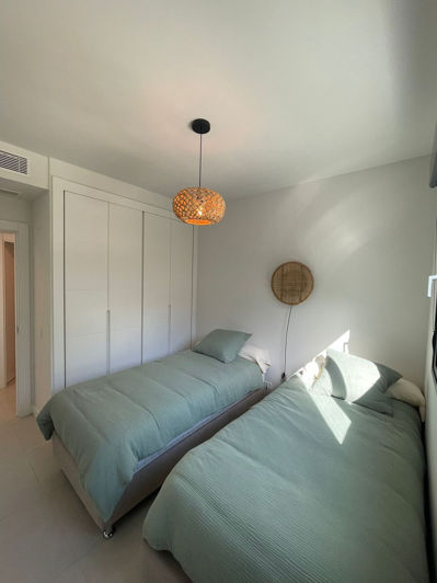 Image No.17-3 Bed Apartment for sale