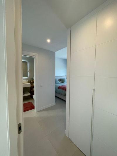 Image No.24-3 Bed Apartment for sale
