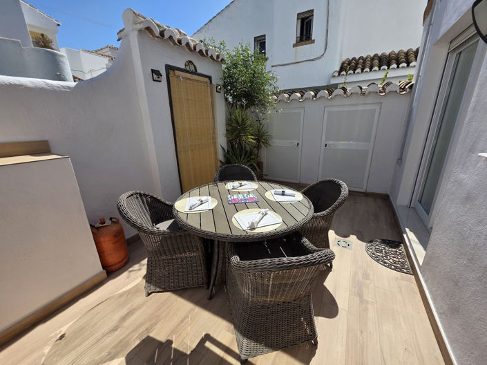 Image No.10-3 Bed Townhouse for sale