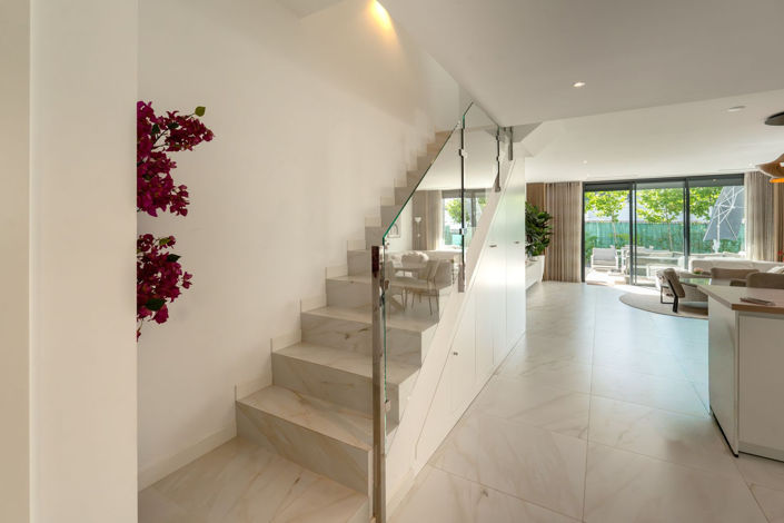 Image No.11-4 Bed Semi-Detached for sale
