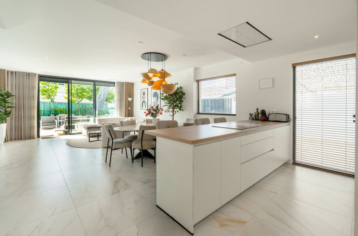 Image No.7-4 Bed Semi-Detached for sale
