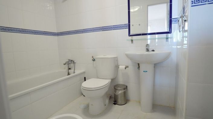 Image No.10-3 Bed Apartment for sale