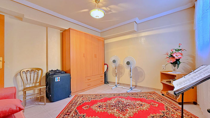 Image No.44-4 Bed Villa for sale