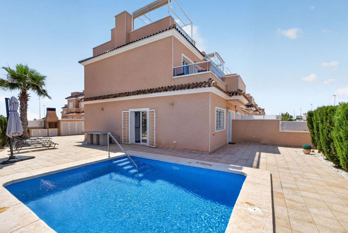 Image No.2-3 Bed Townhouse for sale