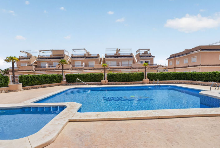 Image No.34-3 Bed Townhouse for sale