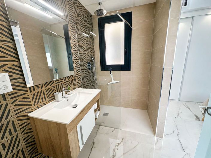 Image No.11-2 Bed Apartment for sale