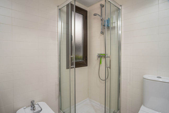 Image No.25-2 Bed Apartment for sale