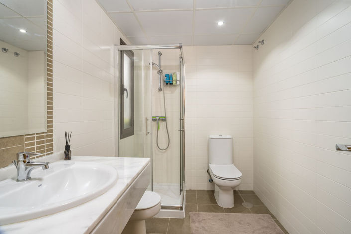 Image No.27-2 Bed Apartment for sale
