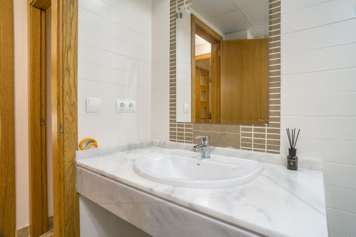 Image No.31-2 Bed Apartment for sale