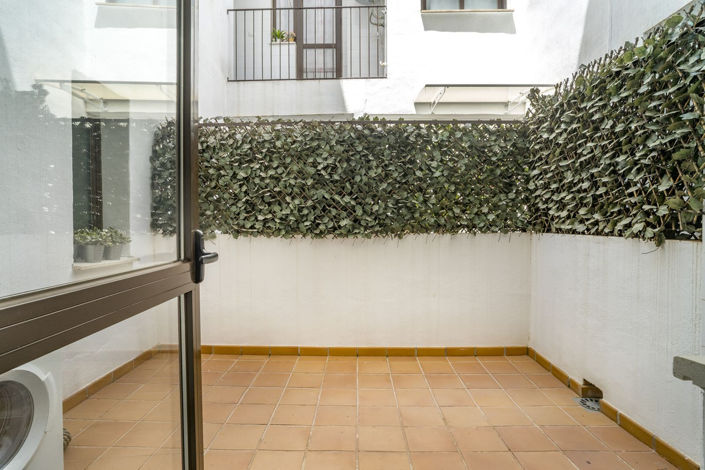 Image No.33-2 Bed Apartment for sale