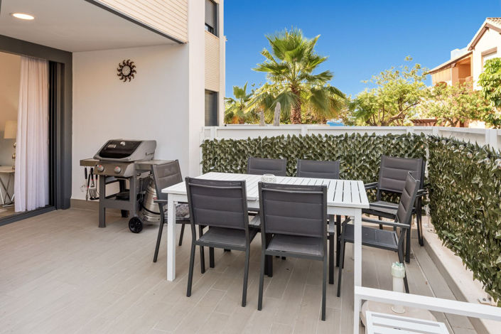 Image No.29-4 Bed Semi-Detached for sale
