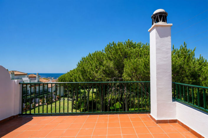Image No.4-2 Bed Semi-Detached for sale