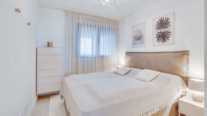 Image No.12-2 Bed Apartment for sale