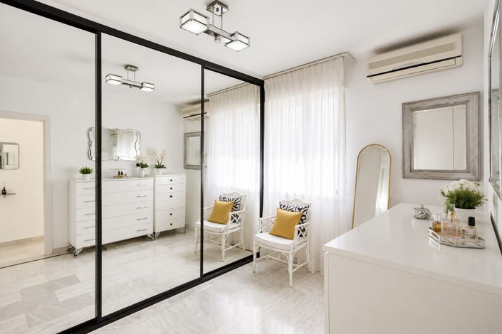 Image No.19-4 Bed Villa for sale