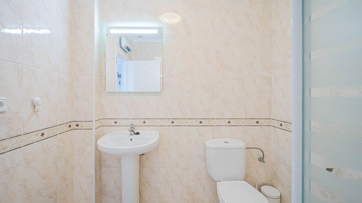 Image No.48-3 Bed Townhouse for sale