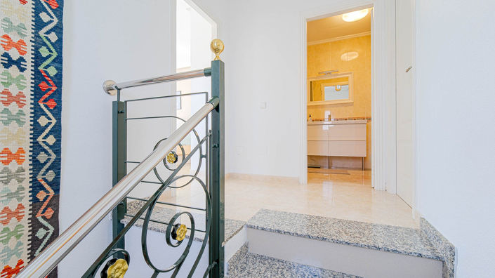 Image No.52-3 Bed Townhouse for sale