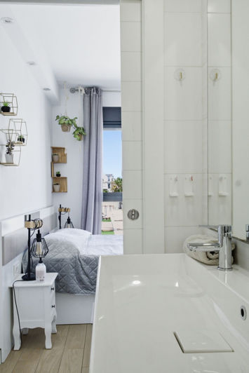 Image No.29-2 Bed Apartment for sale