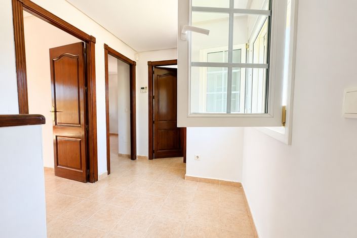 Image No.18-2 Bed Apartment for sale