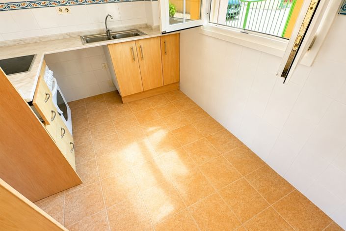 Image No.23-2 Bed Apartment for sale