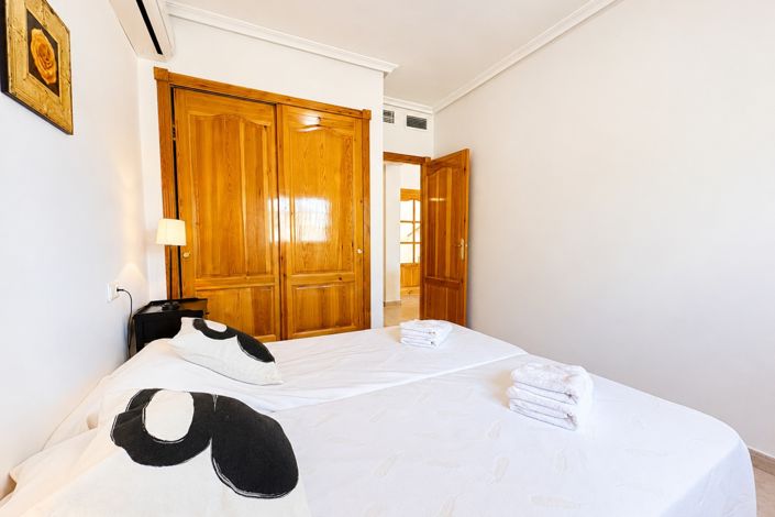 Image No.29-3 Bed Apartment for sale