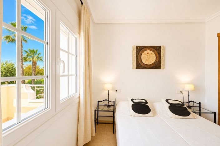 Image No.36-3 Bed Apartment for sale