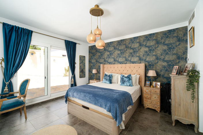 Image No.11-6 Bed Villa for sale