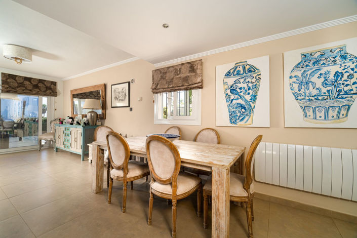 Image No.13-6 Bed Villa for sale