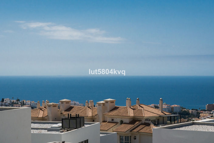 Image No.8-Jumelé de 3 chambres à vendre à Mijas Costa