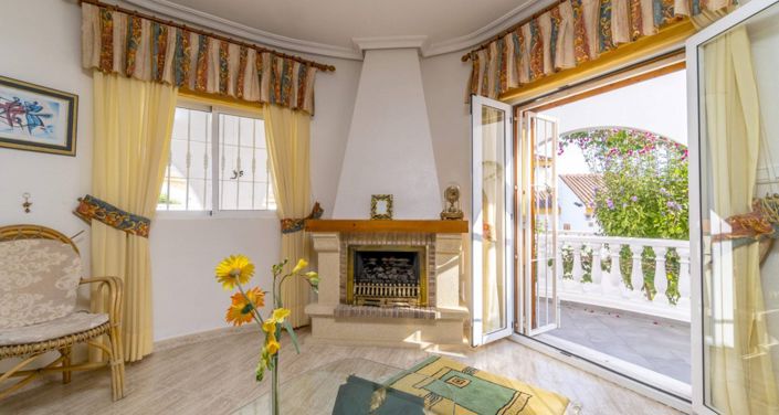 Image No.11-3 Bed Villa for sale