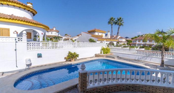 Image No.25-3 Bed Villa for sale