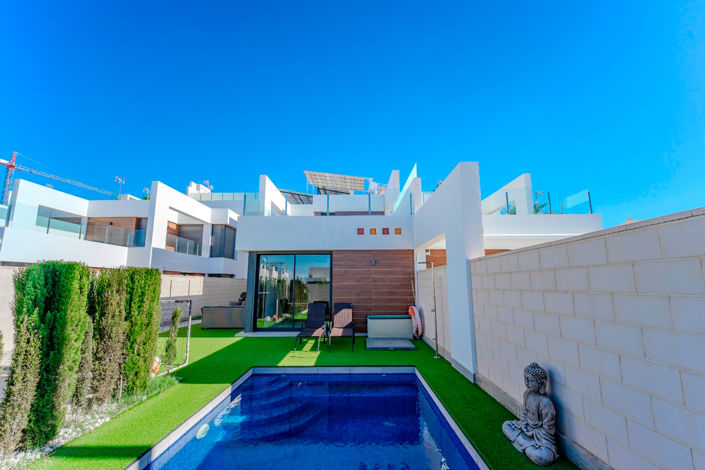 Image No.30-3 Bed Semi-Detached for sale