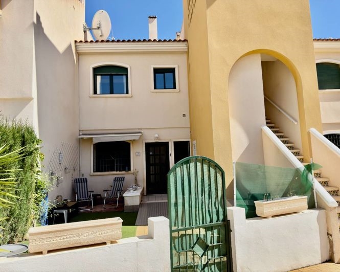 Image No.16-2 Bed Apartment for sale