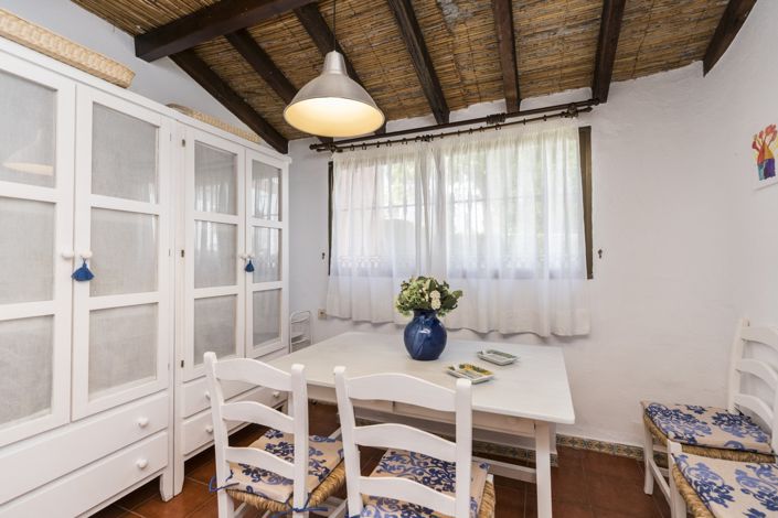 Image No.13-4 Bed Townhouse for sale