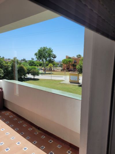 Image No.17-4 Bed Townhouse for sale