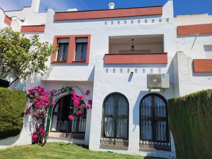 Image No.4-4 Bed Townhouse for sale