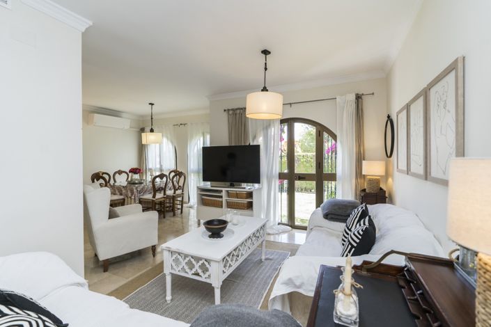 Image No.7-4 Bed Townhouse for sale