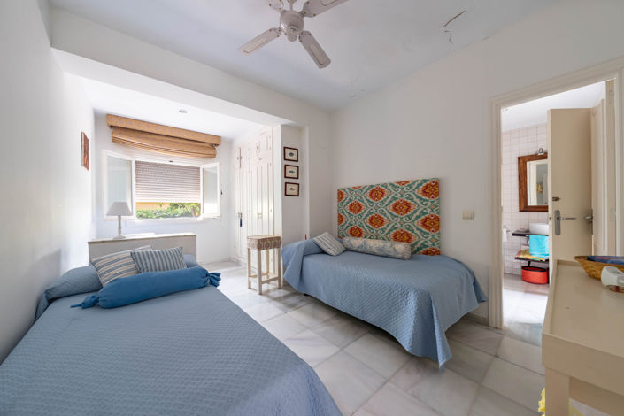 Image No.25-5 Bed Villa for sale