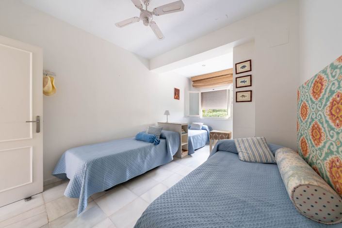 Image No.26-5 Bed Villa for sale