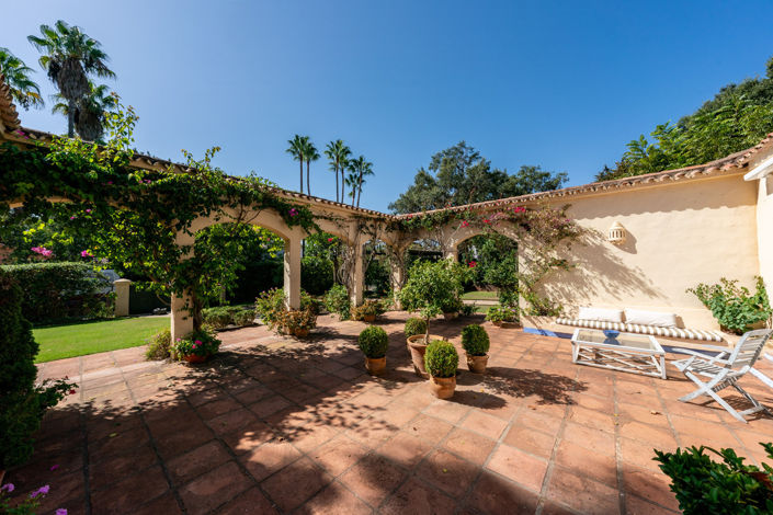 Image No.3-5 Bed Villa for sale