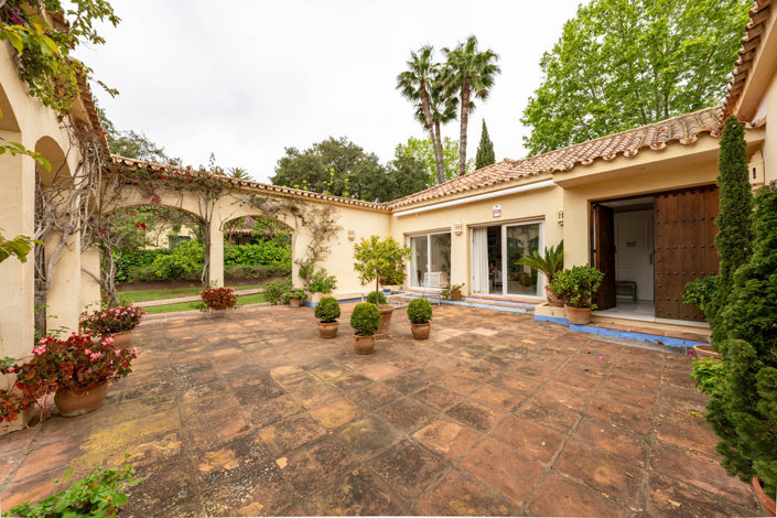 Image No.39-5 Bed Villa for sale