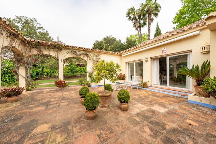 Image No.40-5 Bed Villa for sale