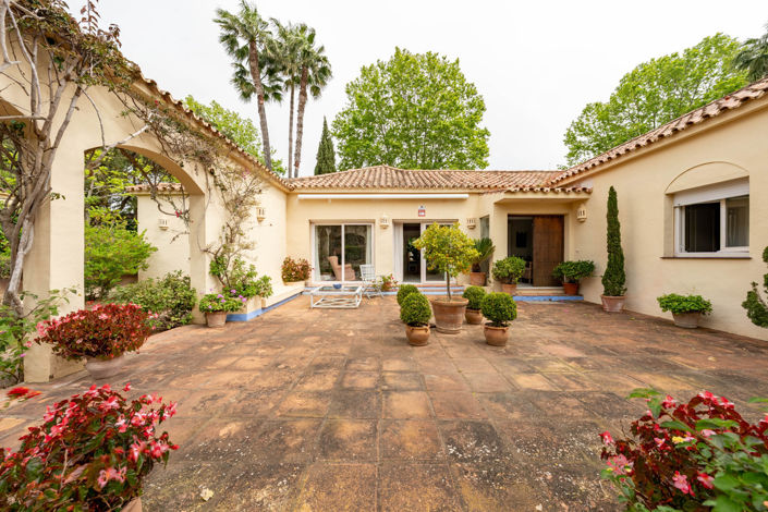 Image No.44-5 Bed Villa for sale